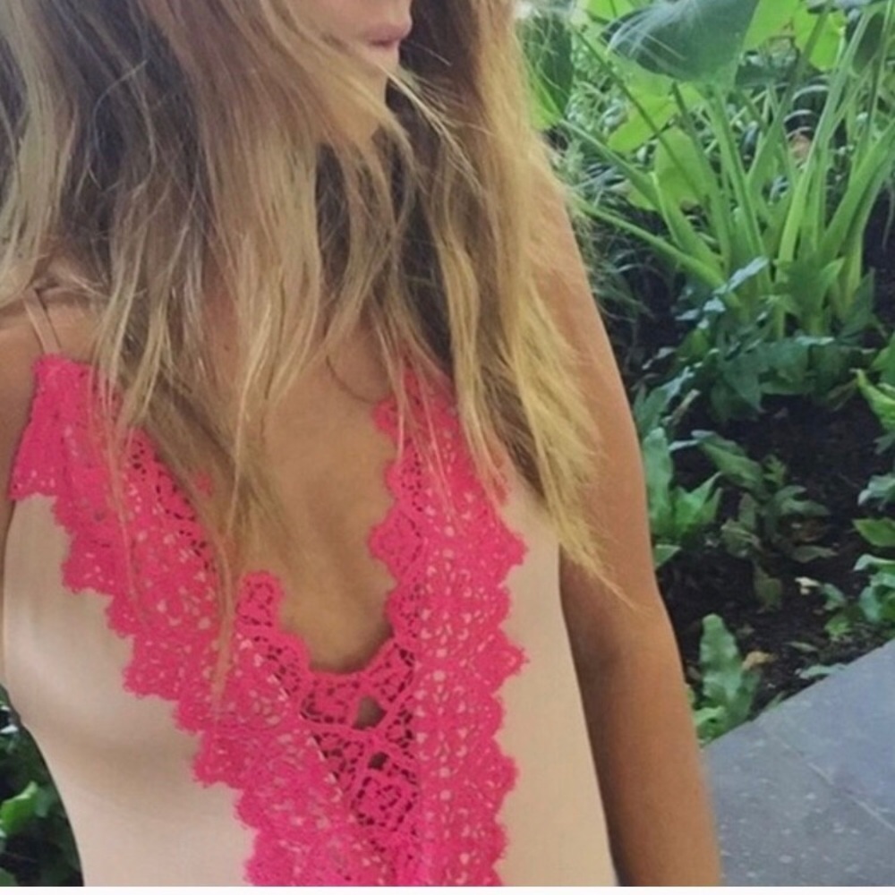 {Personal Item} Eclipse One Piece - image 1